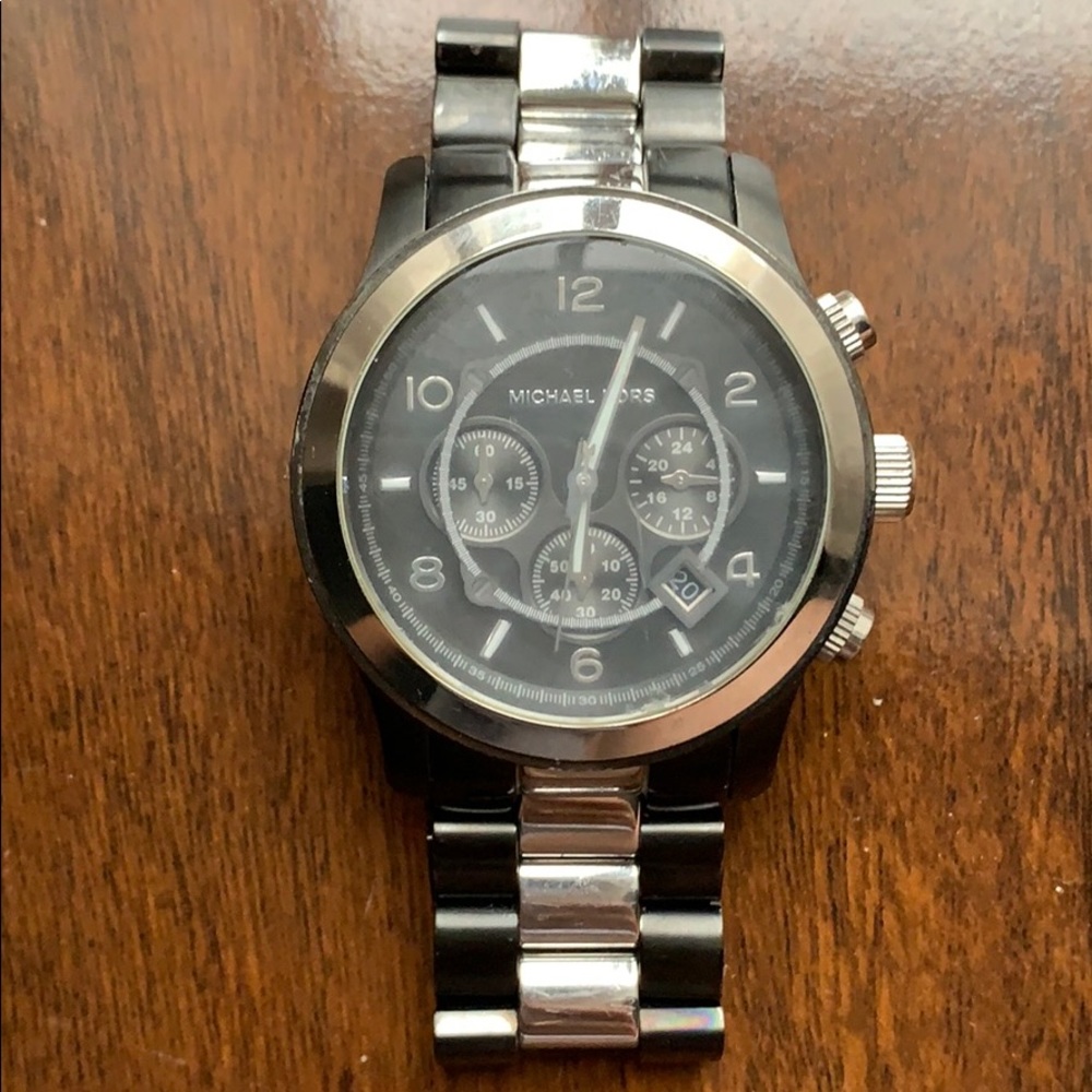 MK Runway Oversized watch in silver and titanium